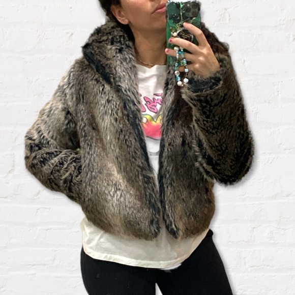 Faux Fur Jacket from LF - Picture 3 of 6